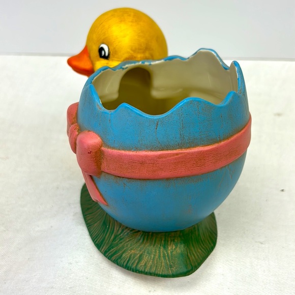 - Vintage handmade ceramic Easter baby duck  and egg planter - Picture 2 of 8